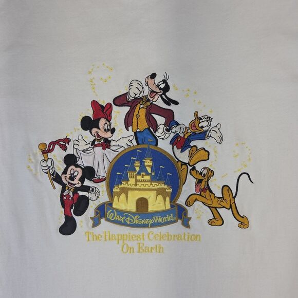 Walt Disney World T-Shirt XXL The Happiest Celebration On Earth Embroidered EUC - Picture 2 of 6